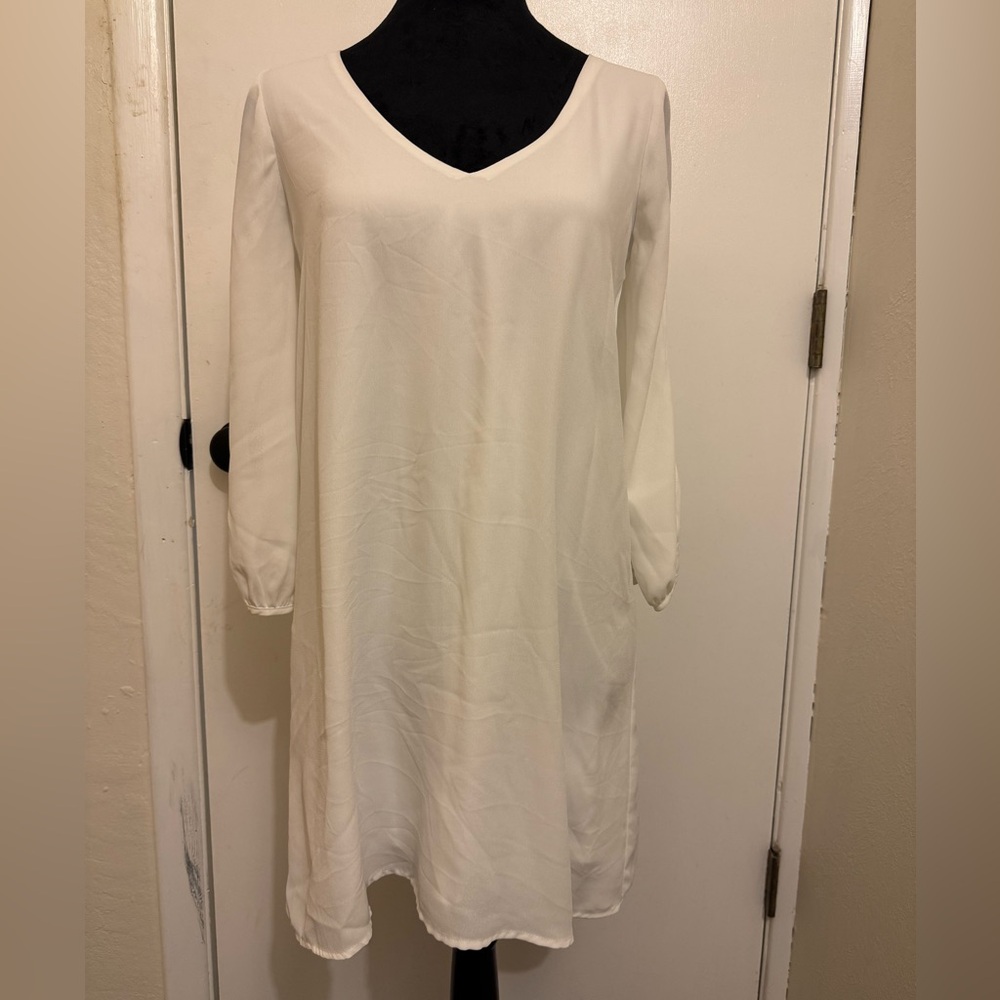 Lulus ivory white Shifting Dears dress. Size XS. Long sleeves.
